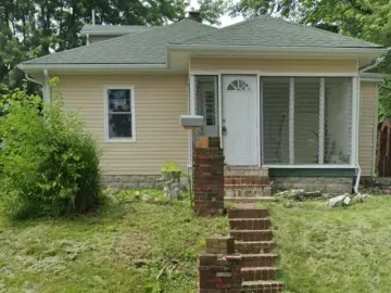 Detached House with xxxx sqft, x Bedrooms, xx Bathroo