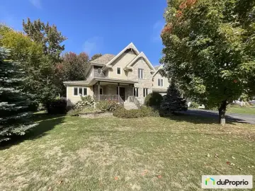 Detached House with 4 Bedrooms, 2 Bathrooms