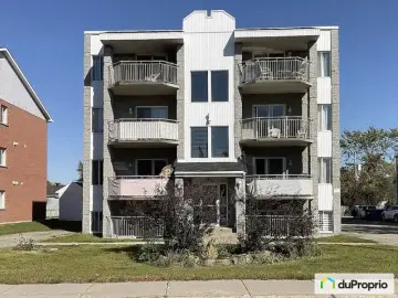 Condominium with 2 Bedrooms, 1 Bathroom