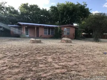 Detached House with **** sqft, * Bedrooms, * Bathroom