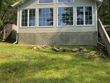 Cottage with * Bedrooms, * Bathroom