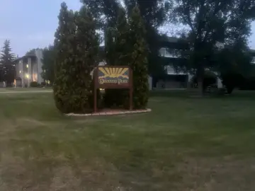 Condominium with 850 sqft, 2 Bedrooms, 1 Bathroom