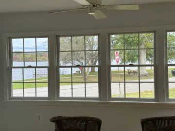 Cottage with **** sqft, * Bedrooms, ** Bathrooms