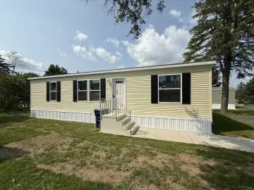 Detached House with **** sqft, * Bedrooms, * Bathroom