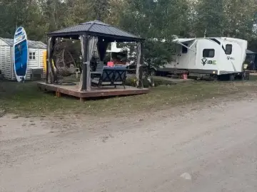 Detached House with 2 Bedrooms, 1 Bathroom