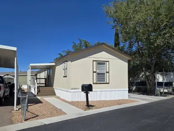 Detached House with 1088 sqft, 3 Bedrooms, 2 Bathroom