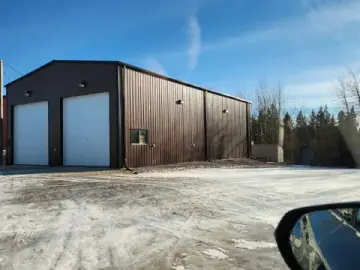 Detached House with **** sqft, * Bedroom, * Bathroom