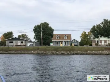 Land with 1 Bedroom, 2 Bathrooms