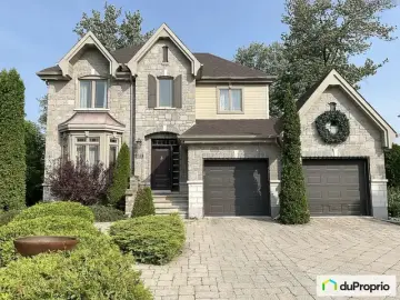 Land with 5 Bedrooms, 3 Bathrooms