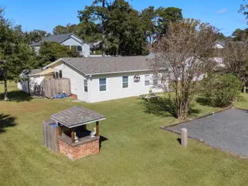 Detached House with **** sqft, * Bedrooms, * Bathroom