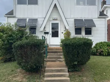 Detached House with **** sqft, * Bedrooms, * Bathroom
