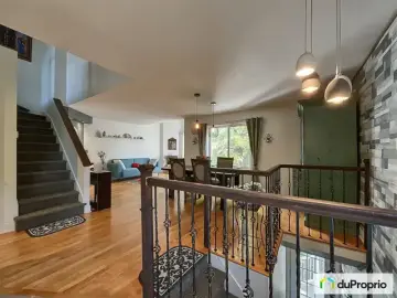 Condominium with 2 Bedrooms, 1 Bathroom