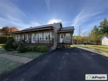 Land with 5 Bedrooms, 2 Bathrooms