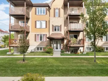 Semi Detached with 1204 sqft, 4 Bedrooms, 1 Bathroom