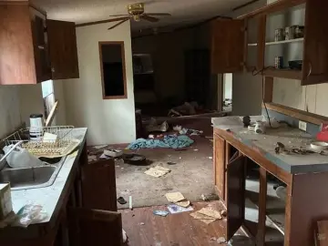 Detached House with **** sqft, * Bedrooms, * Bathroom