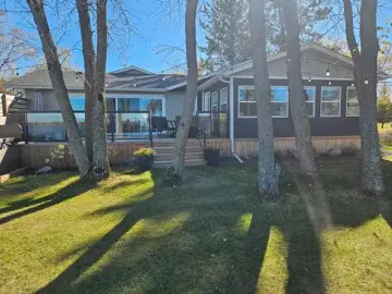 Detached House with 1780 sqft, 4 Bedrooms, 2 Bathroom