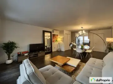 Condominium with 3 Bedrooms, 1 Bathroom