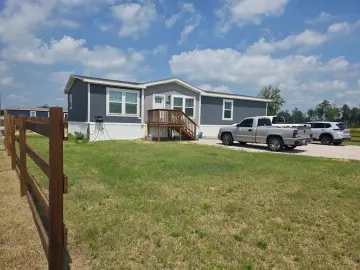 Detached House with **** sqft, * Bedrooms, * Bathroom