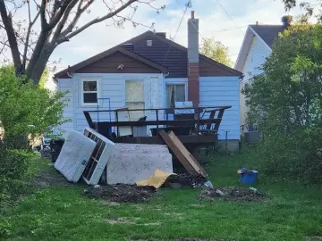 Multi Family with 2 Bedrooms, 1 Bathroom