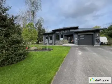 Land with 3 Bedrooms, 2 Bathrooms