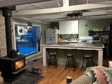 Multi Family with 3 Bedrooms, 1 Bathroom