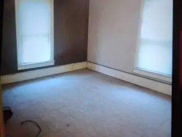 Detached House with 1450 sqft, 3 Bedrooms, 1 Bathroom