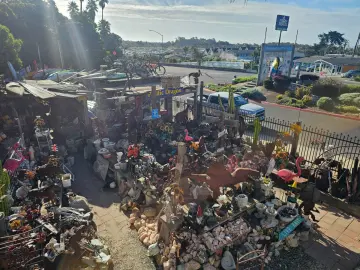 Condominium with **** sqft, * Bedroom, * Bathrooms