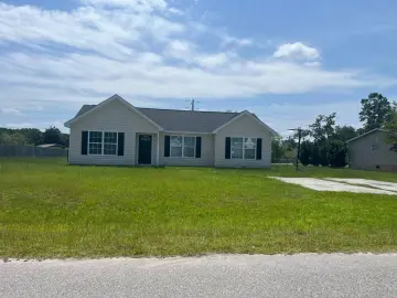 Detached House with 1260 sqft, 3 Bedrooms, 2 Bathroom