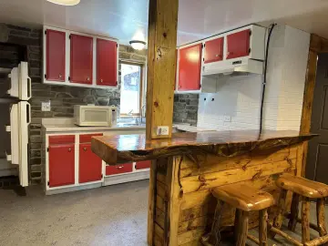 Cottage with 3 Bedrooms, 2 Bathrooms