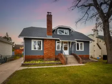 Detached House with **** sqft, * Bedrooms, * Bathroom