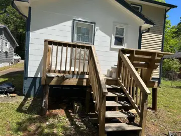 Detached House with **** sqft, * Bedrooms, ** Bathroo