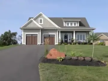 Land with 3360 sqft, 5 Bedrooms, 4 Bathrooms