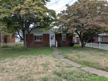 Detached House with 1200 sqft, 2 Bedrooms, 1 Bathroom