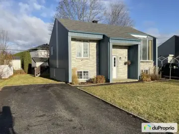 Detached House with 3 Bedrooms, 2 Bathrooms